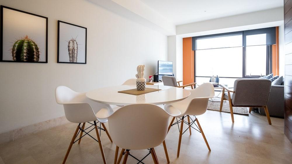 Miyana Apartment *